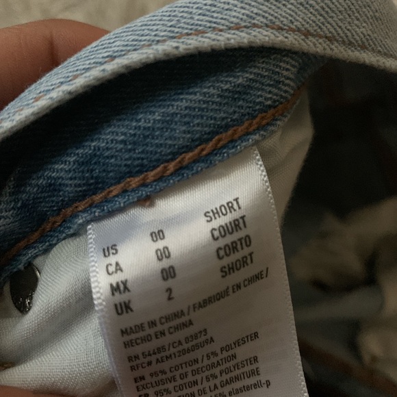 AMERICAN EAGLE MOM JEANS - Picture 4 of 6